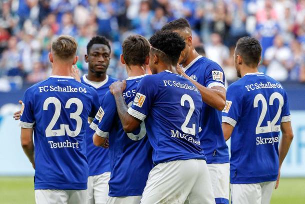 Schalke 04 en uno de los amistosos de pretemporada | Foto: schalke04.de