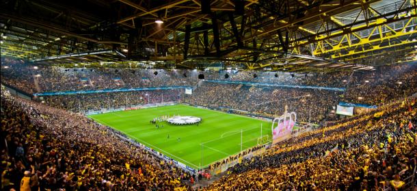 La Bundesliga superó una tremenda crisis y ahora es un referente en cuanto al ambiente en sus estadios (Foto: colgadosporelfutbol)
