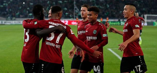 (Hannover 2-1 Wolfsburg | Foto: @Hannover96)