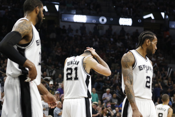 Tim Duncan expresses frustration. Mandatory Credit: Ronald Cortes/Getty Images North America