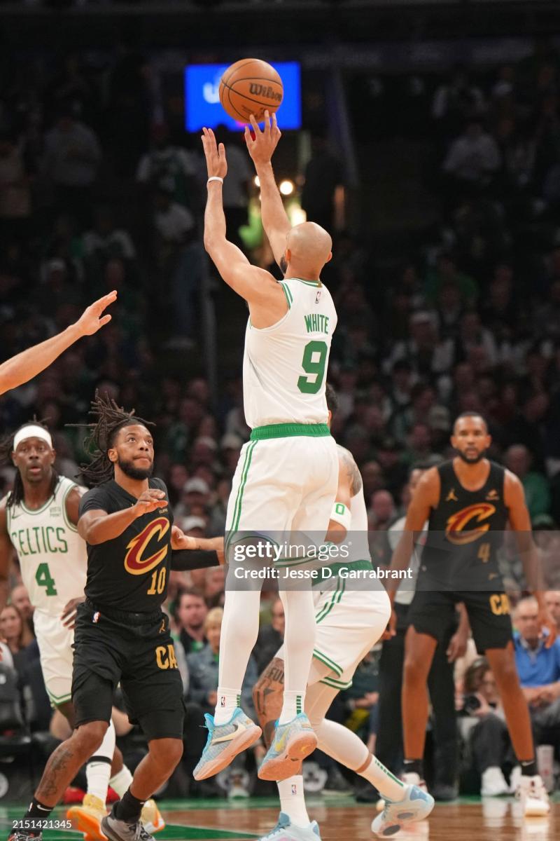 BOSTON, MA - MAY 7: <strong><a  data-cke-saved-href='https://www.vavel.com/en-us/nba/2024/04/30/1181205-april-29-playoff-roundup-boston-okc-and-denver-triumph.html' href='https://www.vavel.com/en-us/nba/2024/04/30/1181205-april-29-playoff-roundup-boston-okc-and-denver-triumph.html'>Derrick White</a></strong> #9 of the Boston Celtics shoots the ball during the game against the Cleveland Cavaliers during Round 2 Game 1 of the 2024 NBA Playoffs on May 7, 2024 at the TD Garden in Boston, Massachusetts. NOTE TO USER: User expressly acknowledges and agrees that, by downloading and or using this photograph, User is consenting to the terms and conditions of the Getty Images License Agreement. Mandatory Copyright Notice: Copyright 2024 NBAE (Photo by Jesse D. Garrabrant/NBAE via Getty Images)