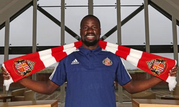 Eboue leaves Sunderland without playing a single game. | Source: Sunderland AFC