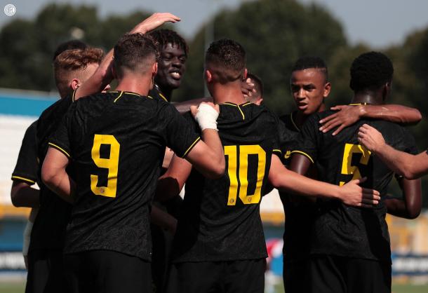 El juvenil del Inter de Milán celebrando un gol. FOTO: Inter de Milán