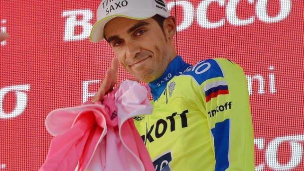 Alberto Contador no pudo ponerse la "maglia rosa". | Foto: EFE