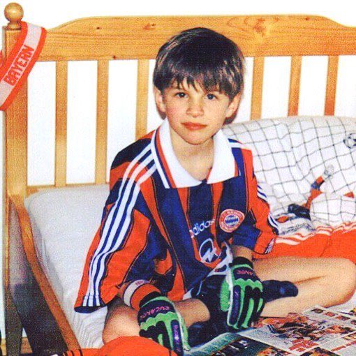 Thomas Müller de joven con los colores del Bayern | Fuente: Bayern de Múnich