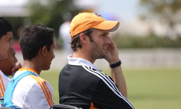 Eddie Robinson continues his role as an assistant coach | Source: houstondynamo.com