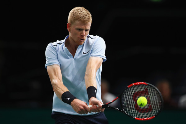 Kyle Edmund crushes a backhand. Photo: Dean Mouhtaropoulos/Getty Images