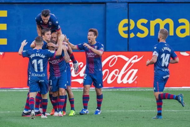 Celebración del gol frente al Villarreal en la Primera Jornada / Twitter: SD Huesca