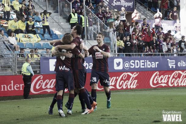 El Eibar rompió la racha de imbatibilidad del Villarreal. Imagen: Ángel Ezkurra (VAVEL)