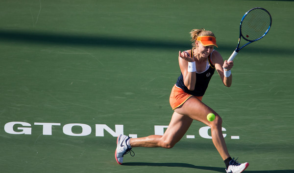Ekaterina Makarova in action during the match | Photo: Tasos Katopodis/Getty Images North America