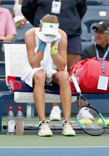 It was a day of frustration for Ekaterina Makarova | Photo: Al Bello/Getty Images North America