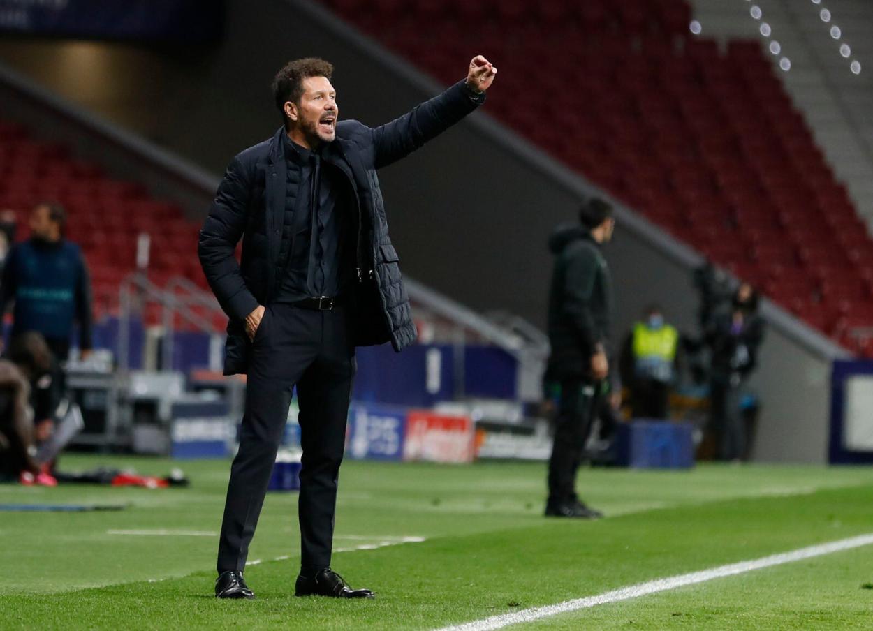 Diego Pablo Simeone desde el banquillo colchonero. / Twitter: Diego Pablo Simeone oficial