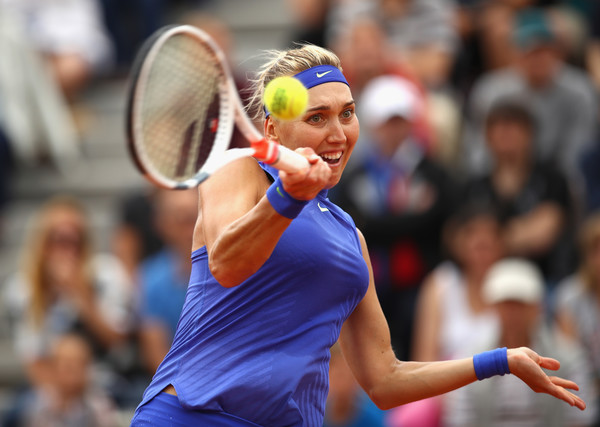 Elena Vesnina in action at the 2017 French Open | Photo: Clive Brunskill/Getty Images Europe