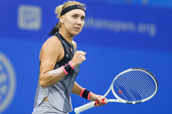 Elena Vesnina celebrates winning a point at the Wuhan Open | Photo: Yifan Ding/Getty Images AsiaPac