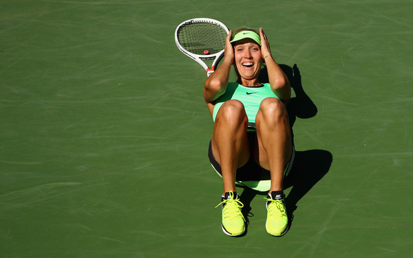 Elena Vesnina was in disbelief after Kuznetsova sent a return long | Photo: Clive Brunskill/Getty Images North America