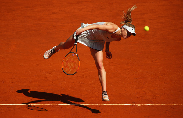 Elina Svitolina's serve was firing on all cylinders today, losing just 15 points off them throughout the match | Photo: Clive Brunskill/Getty Images Europe