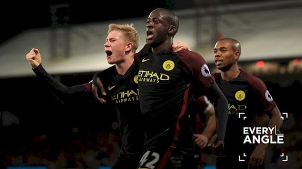 Yaya Toure celebrando su gol ante el Crystal Palace. Foto:Manchester City.