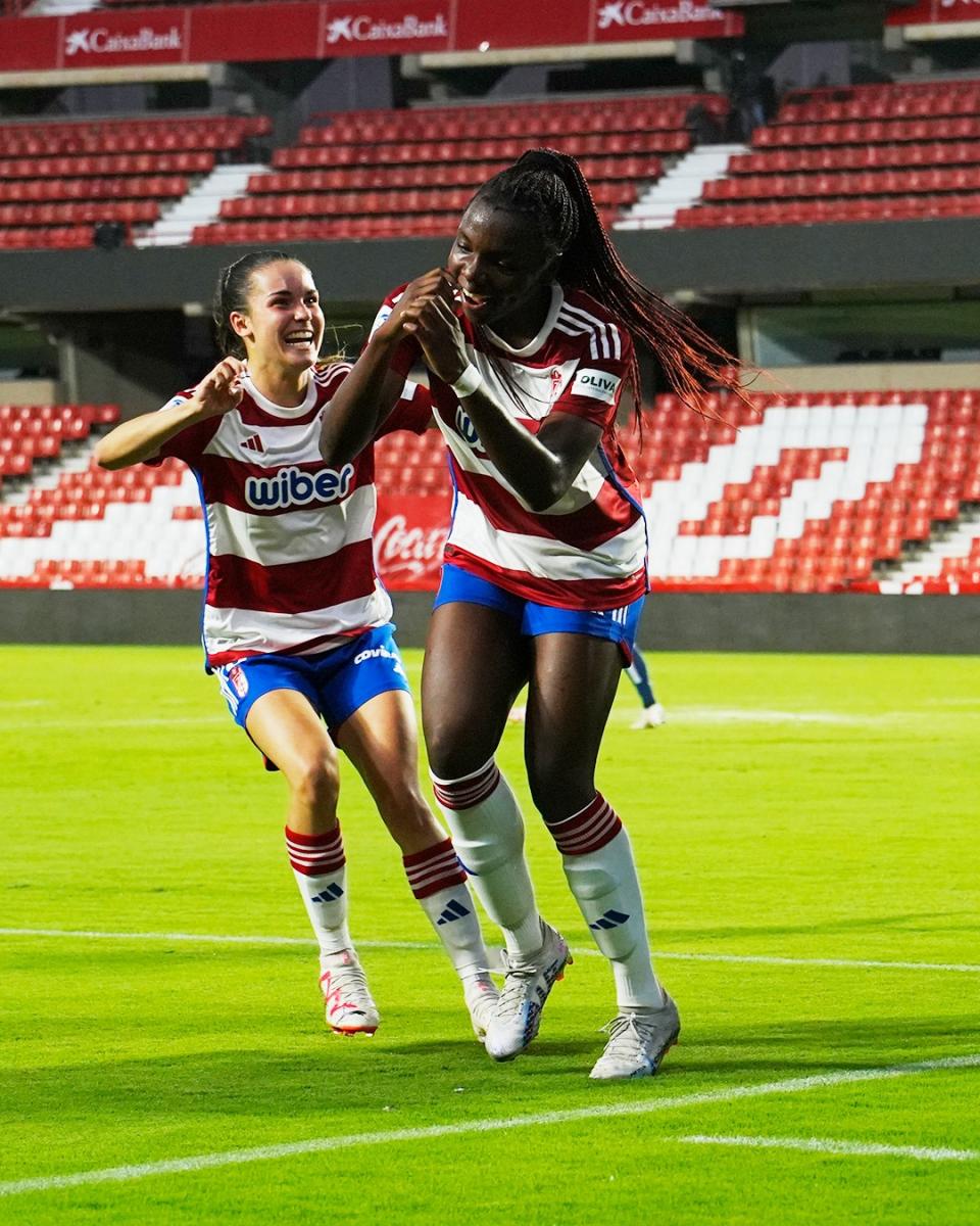 Debut en Liga F y victoria del Granada Femenino en el Nuevo Los ...