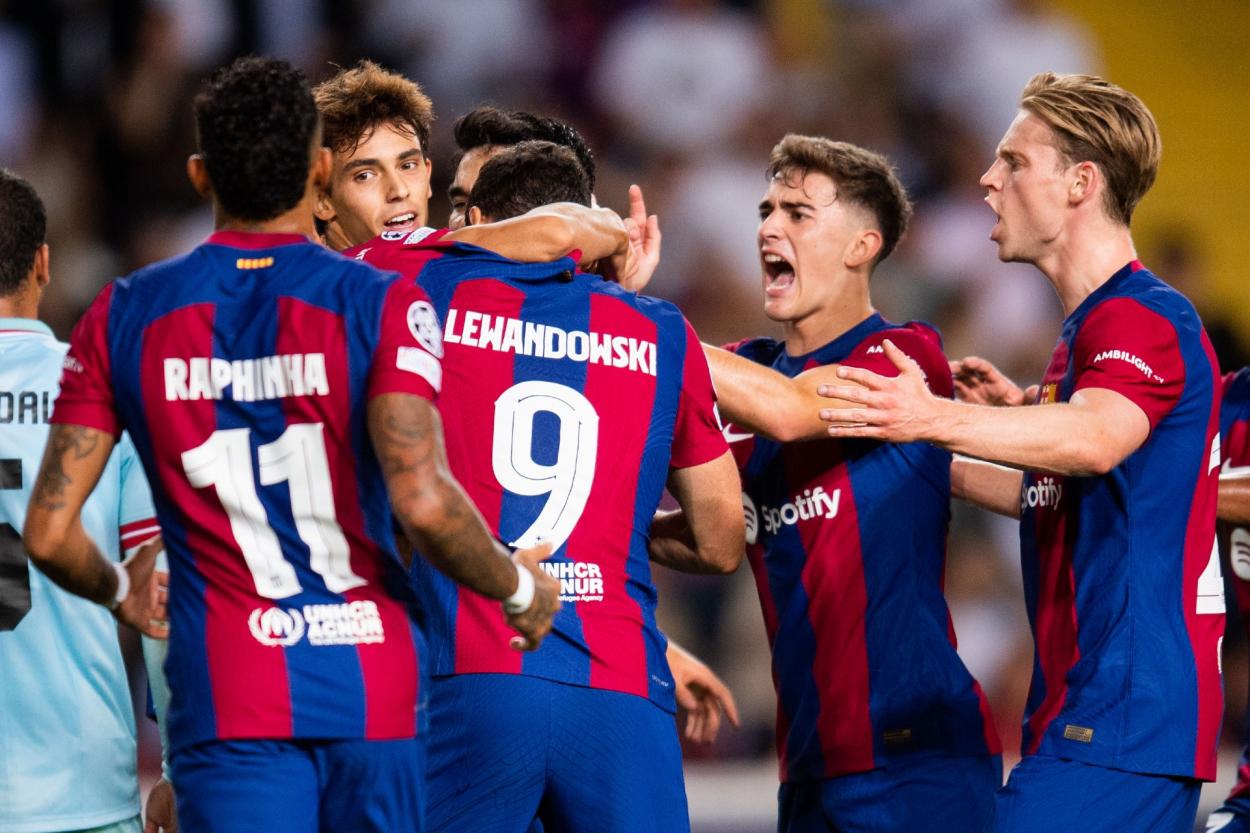 Los jugadores celebran el tanto de Joao Félix ante el Amberes | FC Barcelona