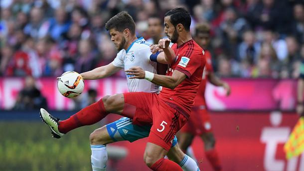 Benatia regresó a la titular con el Bayern tras su lesión. // (Foto de fcbayern.de)