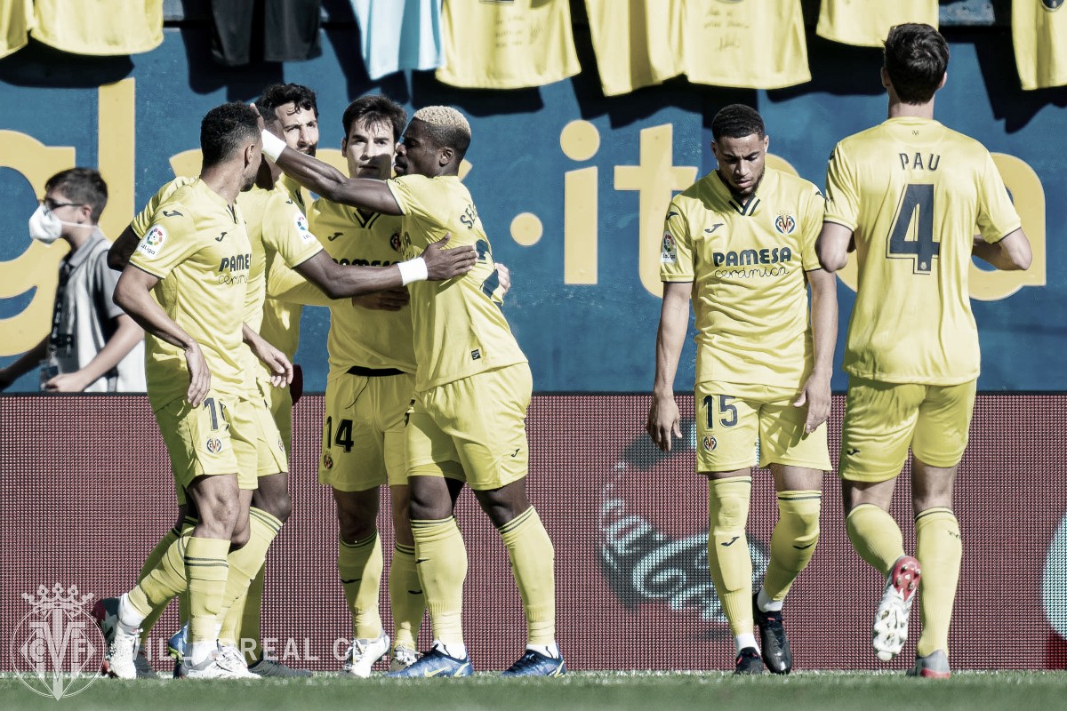 Los jugadores del Villarreal celebran el gol en el partid de ida. | Fuente: @VillarrealCF