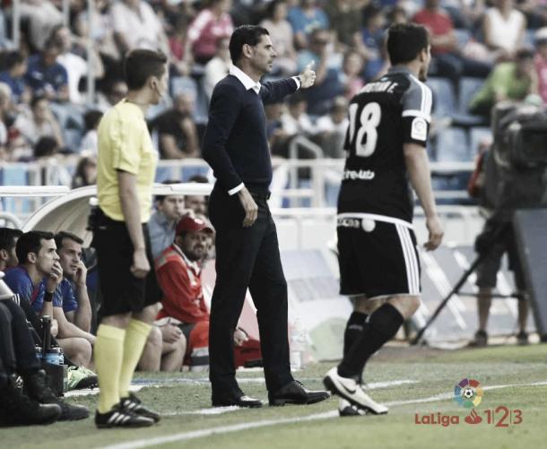 Fernando Hierro durante el partido del pasado domingo en Tenerife | Foto: Real Oviedo