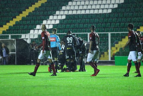 Figueira buscou o empate rapidamente após tomar o 1 a 0 (Foto: Vinícius Nunes/Figueirense FC)