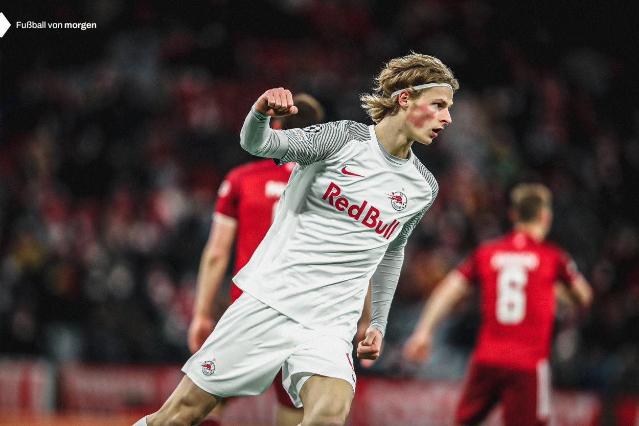 Quinto gol para el danés de 18 años en esta temporada / Foto: @RedBullSalzburg
