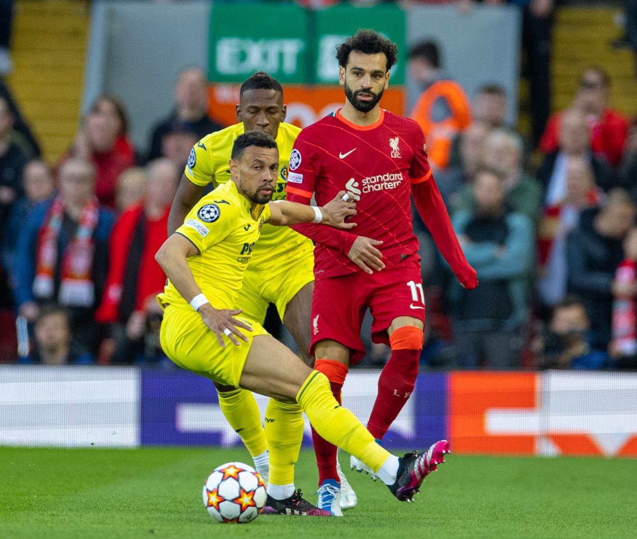 Salah junto a Coquelin / Fuente: Liverpool