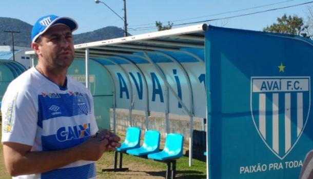 Fabrício Bento comanda o Avaí confiante no título inédito (Foto: Alceu Atherino/Avaí FC)