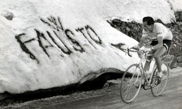 Fausto Coppi engrnadeció al Stelvio | Foto: panorama.it