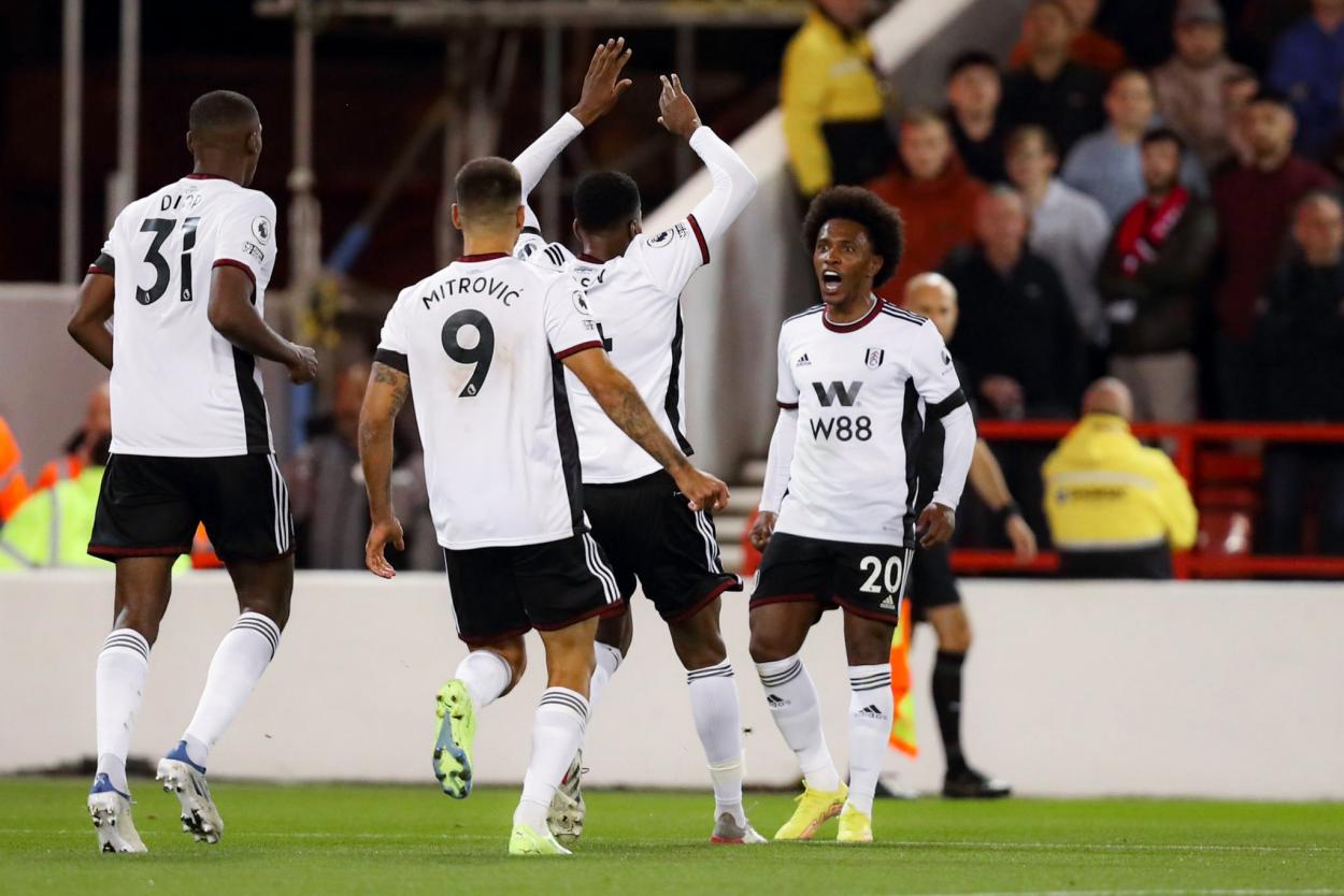 El Fulham logró una gran victoria / Twitter: @TosinAdarabioyo