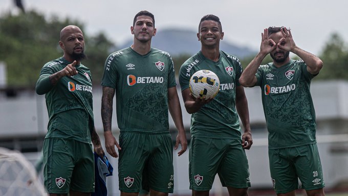 Jogadores do Flu em treino pré-jogo (Foto: Marcelo Gonçalves/Fluminense)