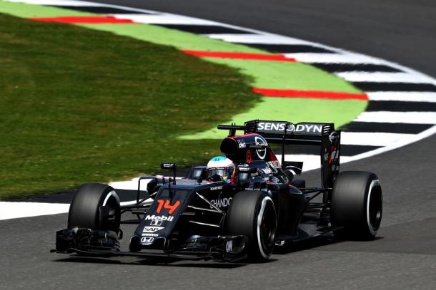 Fernando Alonso durante el GP de Gran Bretaña | Fuente: Getty Images