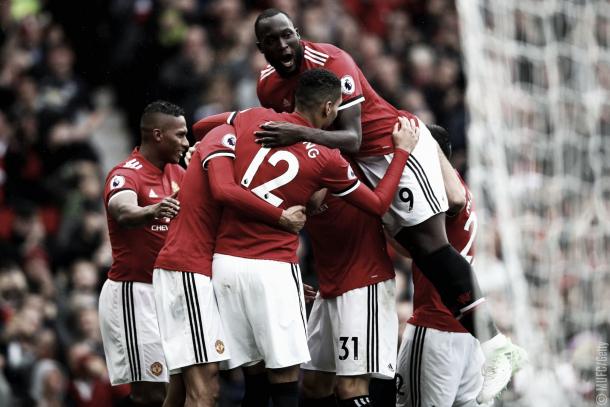 El equipo de Old Trafford festeja una nueva victoria | Foto: @ManUtd