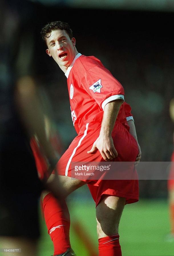 Fowler makes homophobic gesture towards Graeme Le Saux. Source | Getty Images.