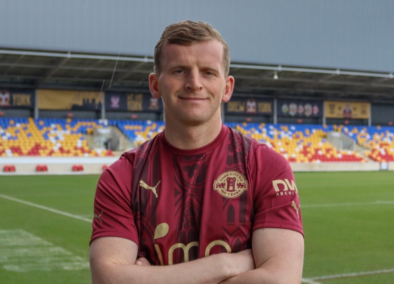 Ex-Bradford City striker Danny Rowe linked up with the Minstermen on transfer deadline day (Photo by George Wood/Getty Images)