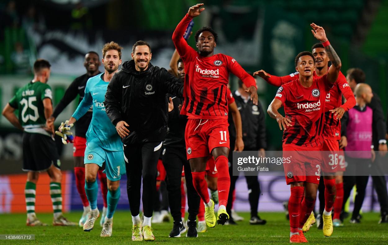 Eintracht Frankfurt celebrate beating Sporting CP 2-1 to progress to the knockout stages of the <strong><a  data-cke-saved-href='https://www.vavel.com/en/international-football/2023/02/14/champions-league/1137746-scott-parker-and-brugge-ready-for-rarified-air-of-champions-league-knockouts.html' href='https://www.vavel.com/en/international-football/2023/02/14/champions-league/1137746-scott-parker-and-brugge-ready-for-rarified-air-of-champions-league-knockouts.html'>Champions League</a></strong>  PHOTO CREDIT: Gualter Fatia