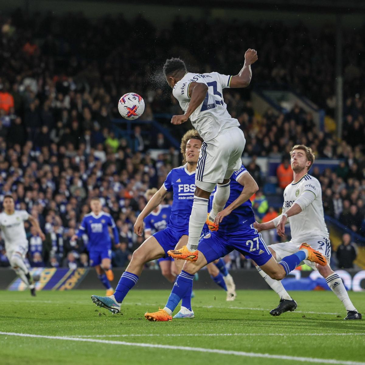 Sinisterra headed past the Whites |  Photo: Leeds United