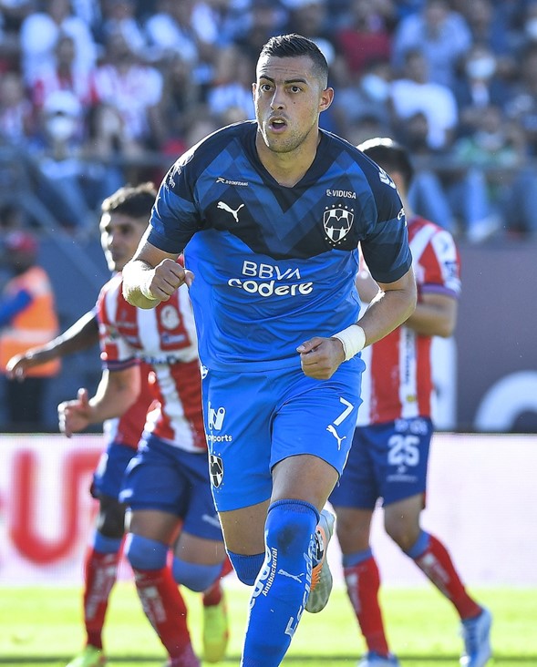 Funes Mori anotó de penal el gol ganador al minuto 83, Foto: @Rayados