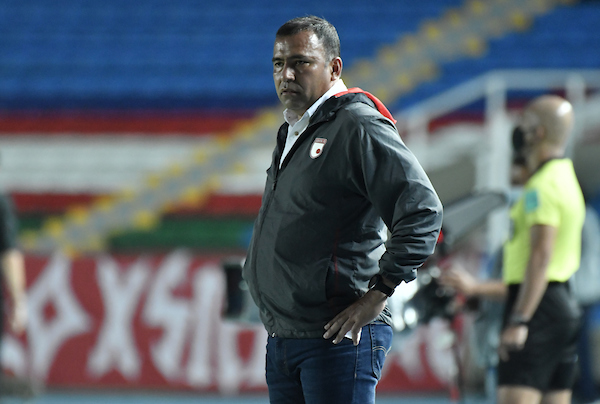 Harold Rivera, al igual que el equipo, desconcertado por lo sucedido en Cali. Imagen: Dimayor