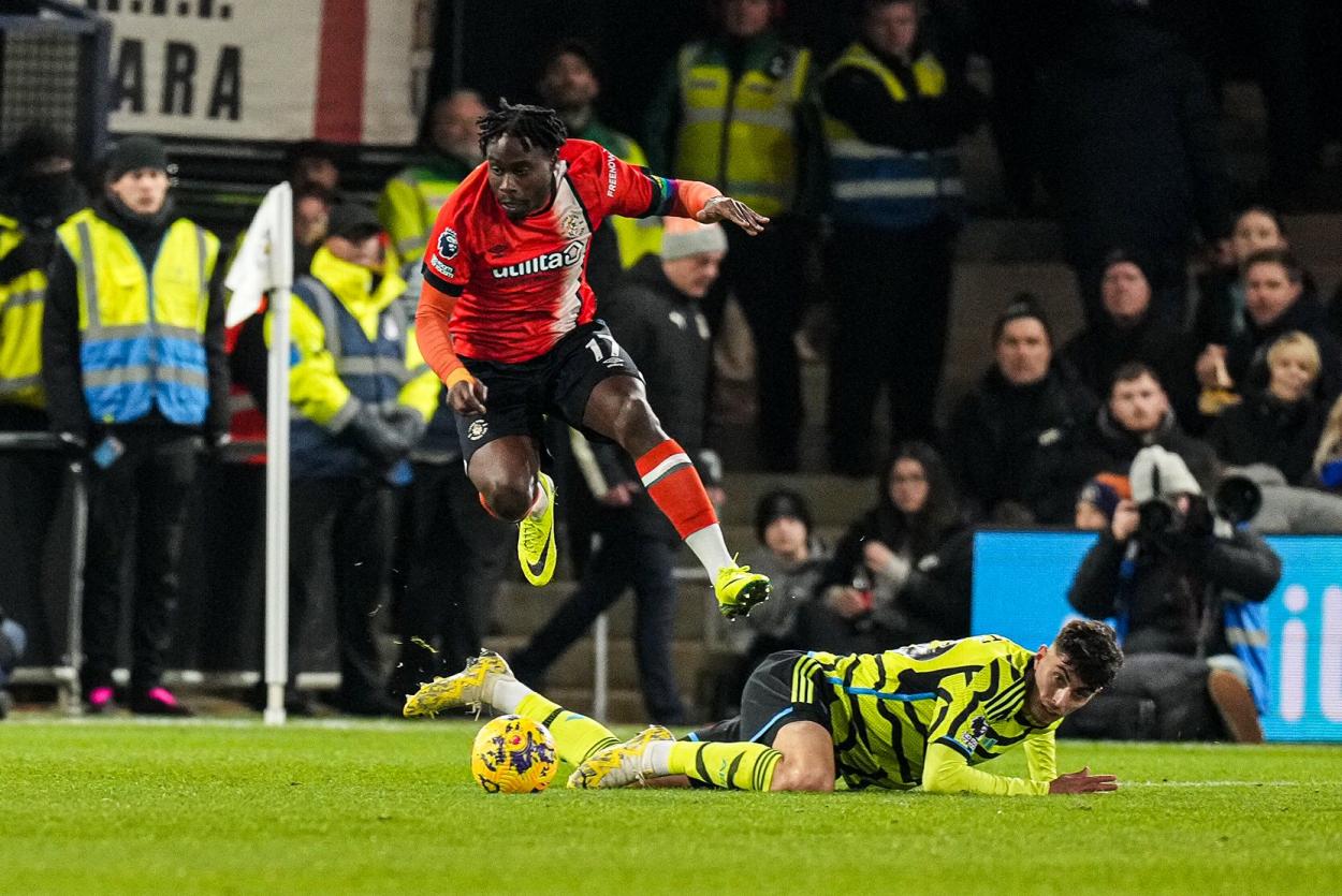 Goals and Summary of Luton Town 3-4 Arsenal in Premier League