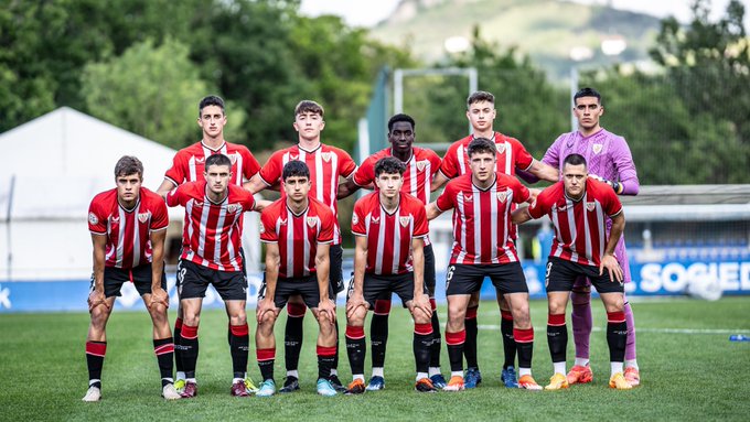 El once del Bilbao Athletic contra la Real Sociedad C / Fuente: X