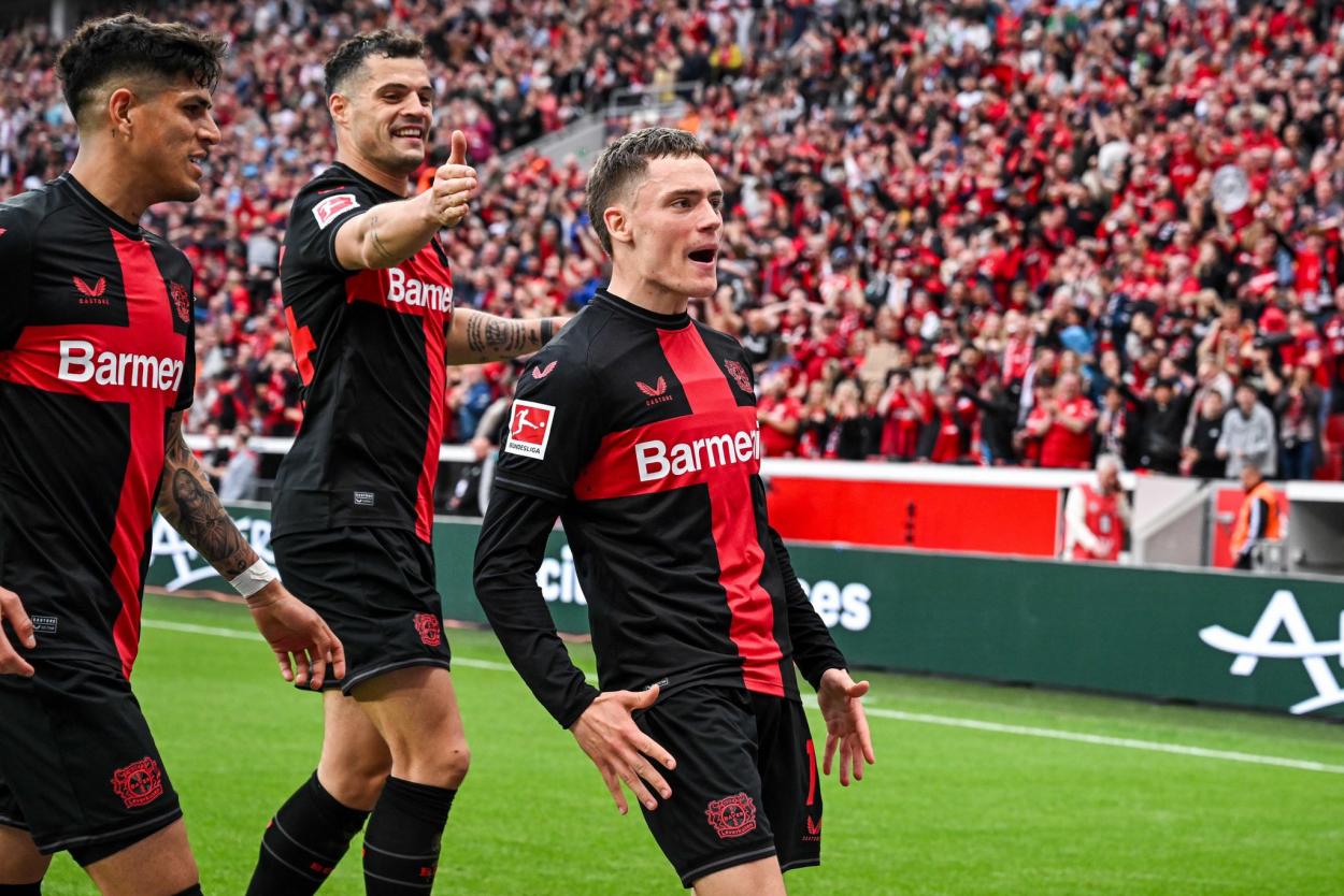 Imagen de Florian Wirtz celebrando un gol con sus compañeros / Fuente: Bayer 04 Leverkusen