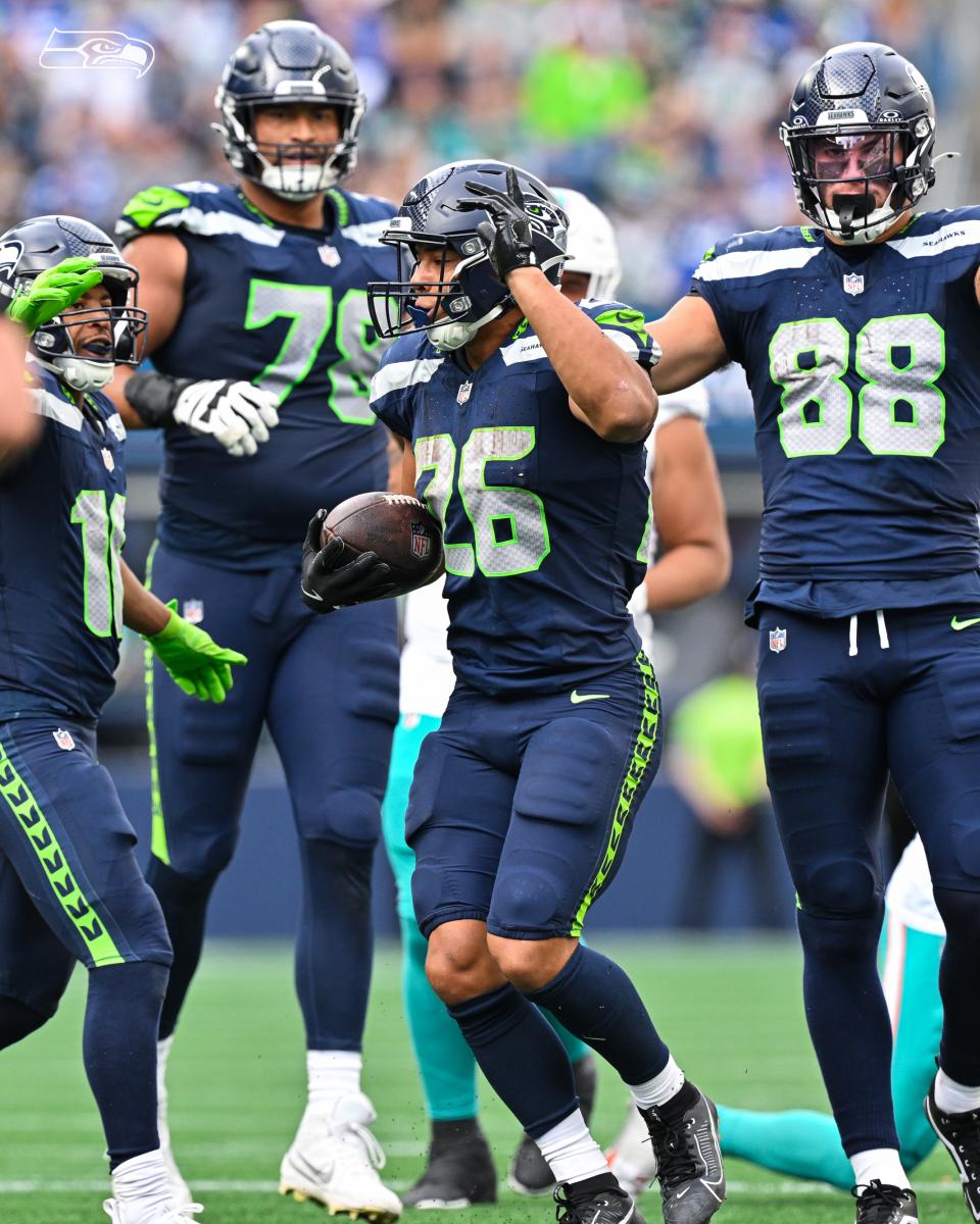 Detroit Lions vs Seattle Seahawks LIVE Score Updates, Stream Info and