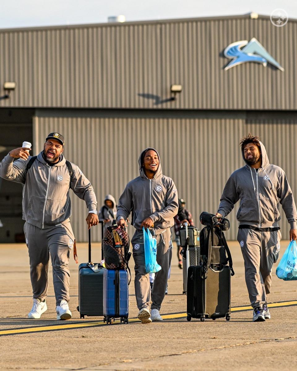 Pittsburgh Steelers vs Las Vegas Raiders LIVE Score Updates, Stream