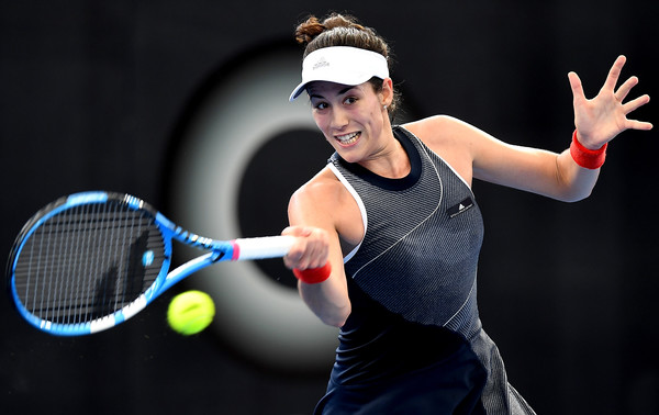 Muguruza was forced to retire in her opening match of the year | Photo: Bradley Kanaris/Getty Images AsiaPac