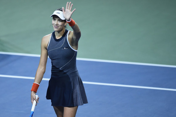 Garbine Muguruza applauds the crowd after the match | Photo: Matt Roberts/Getty Images AsiaPac