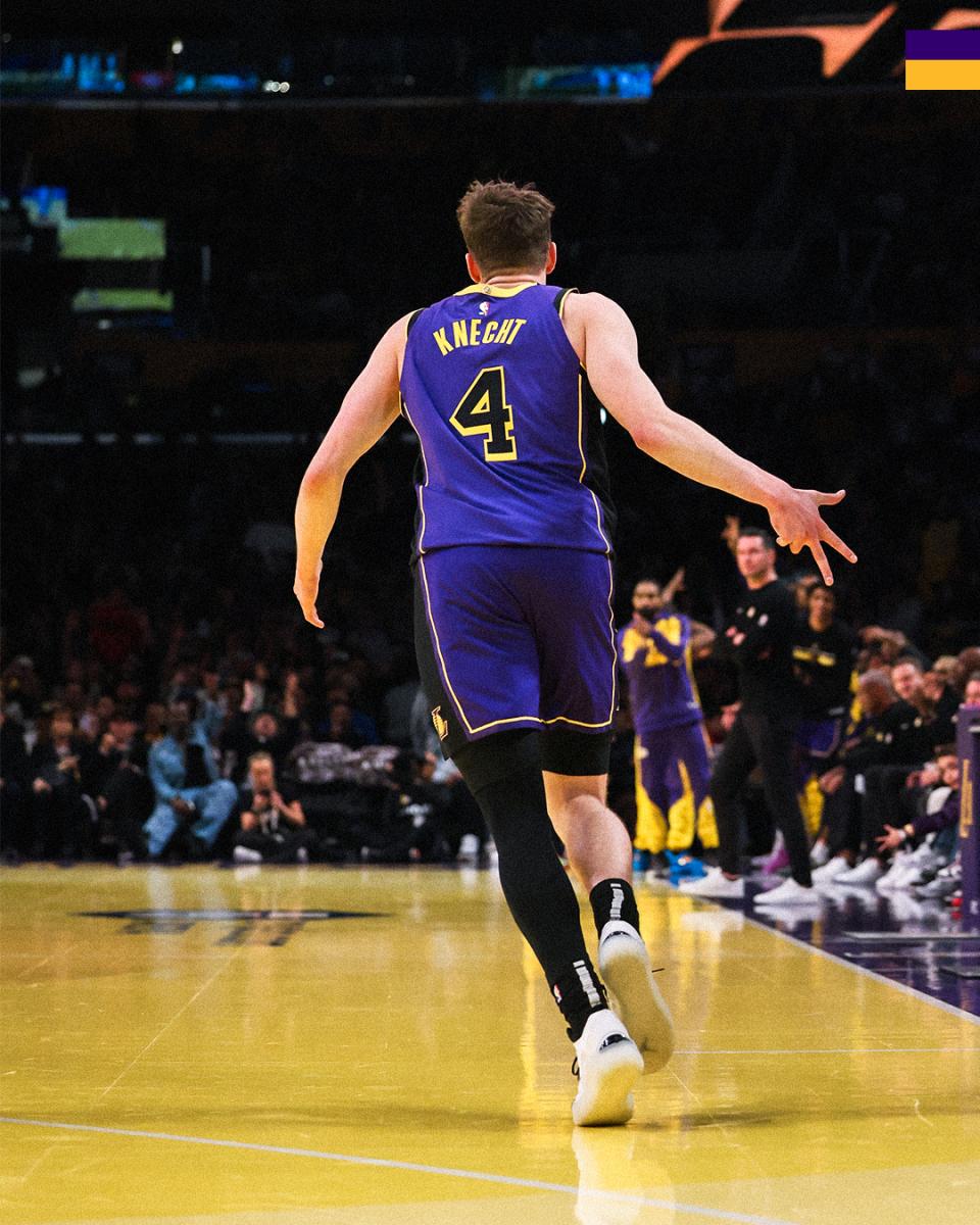 Lakers  Magic - Figure 1