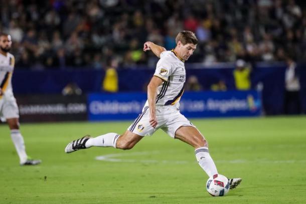 Steven Gerrard in action before hamstring injury. | Photo: LA Galaxy